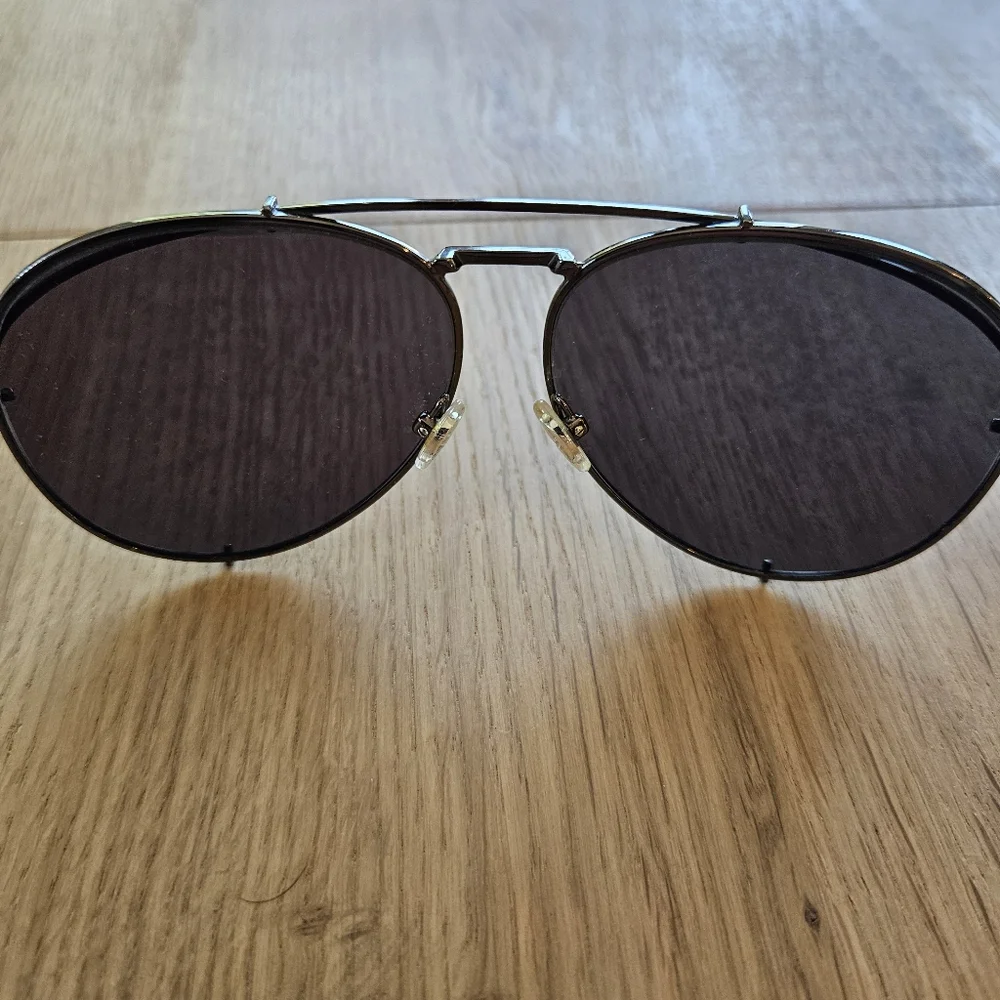 Diff x Khloé Gunmetal Oversize Aviator Sunglasses